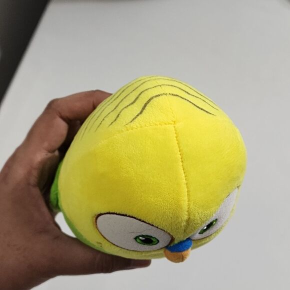 Yellow and Green Plush Bird Toy Ty Beanie Baby Sweetpea Secret Life of Pets - Picture 5 of 10